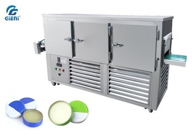 良い価格 調節可能な速度のコンベヤーが付いているワセリンの充填機のための冷えるトンネル オンライン