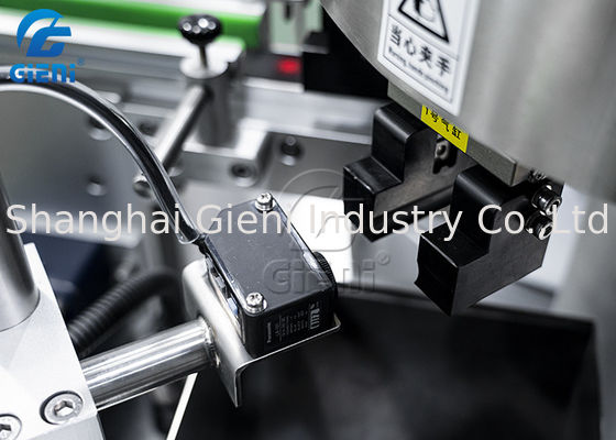 非90pcs/Min化粧品の口紅の分類機械を入れること