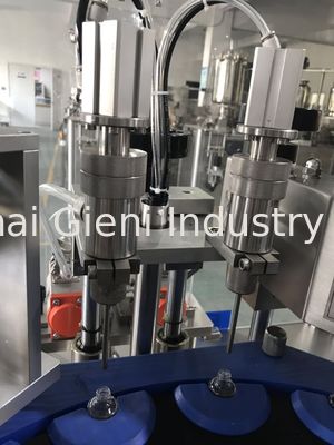 2つのノズルが付いている45pcs/Minマニキュアの満ちるおおう機械