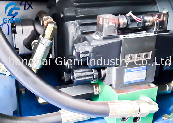 最下の化粧品のパウダー コンパクト機械の上の油圧運転