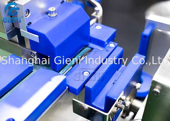 回転式タイプ60pcs/Minの唇の光沢の管の注入口機械